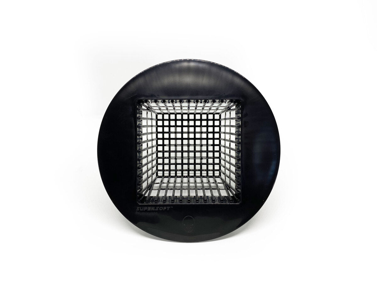 Square Net Pot operating in sealed grow room environment